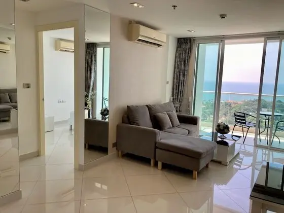 One Bedroom Apartment