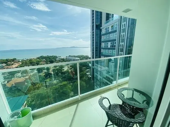 One Bedroom Apartment