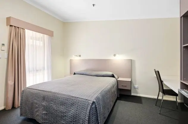 Business Oda, Sigara İçilmez (Business Class Room)