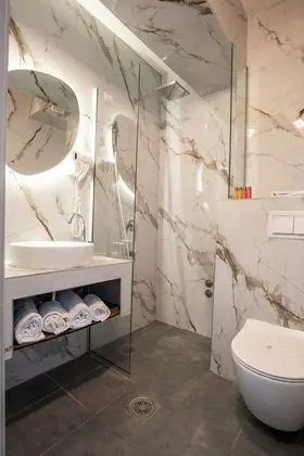 Classic Tek Büyük Yataklı Oda, 1 Büyük (Queen) Boy Yatak, Balkon, Şehir Manzaralı