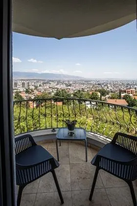 Classic Tek Büyük Yataklı Oda, 1 Büyük (Queen) Boy Yatak, Balkon, Şehir Manzaralı