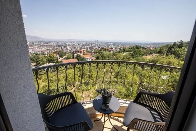 Classic Tek Büyük Yataklı Oda, 1 Büyük (Queen) Boy Yatak, Balkon, Şehir Manzaralı
