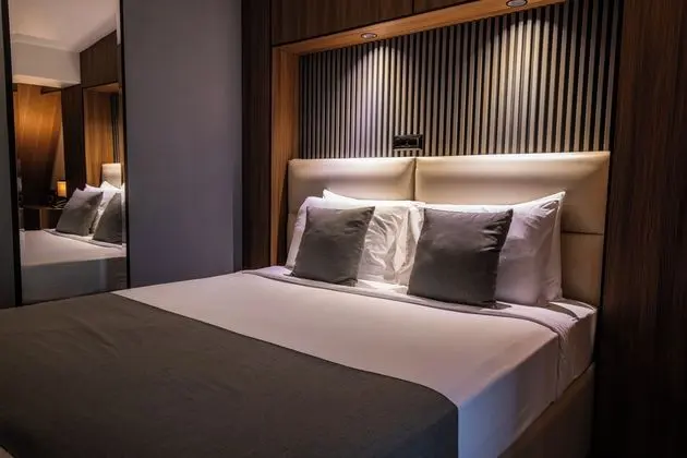 Deluxe Tek Büyük Yataklı Oda, 1 Büyük (Queen) Boy Yatak, Balkon, Şehir Manzaralı