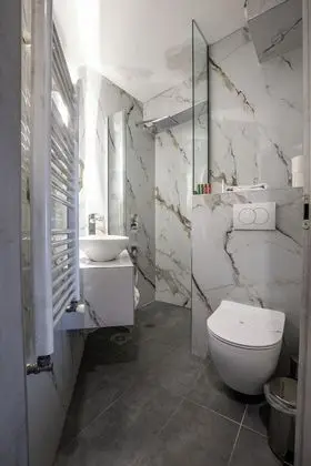 Deluxe Tek Büyük Yataklı Oda, 1 Büyük (Queen) Boy Yatak, Balkon, Şehir Manzaralı