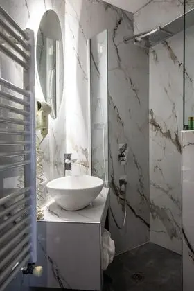 Deluxe Tek Büyük Yataklı Oda, 1 Büyük (Queen) Boy Yatak, Balkon, Şehir Manzaralı