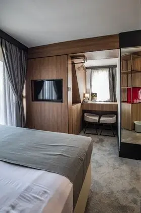 Deluxe Tek Büyük Yataklı Oda, 1 Büyük (Queen) Boy Yatak, Balkon, Şehir Manzaralı