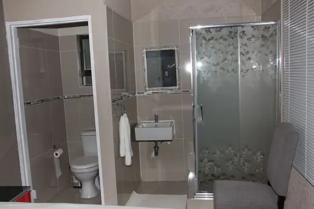 Luxury Tek Büyük Yataklı Oda