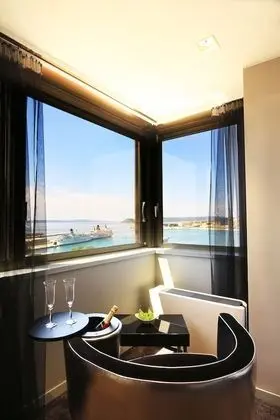 Deluxe Tek Büyük Yataklı Oda, Deniz Manzaralı