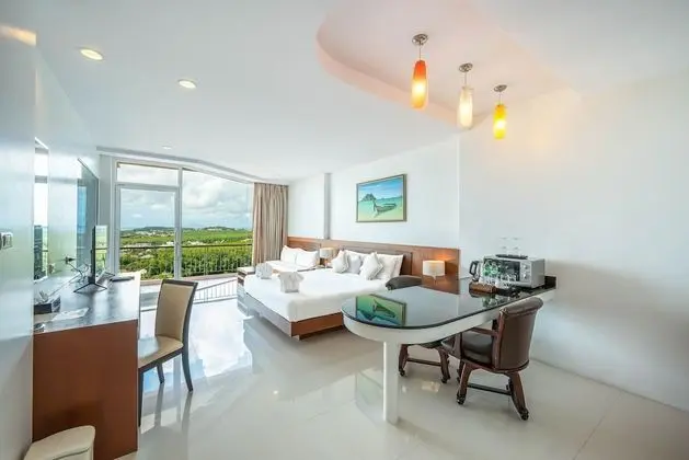 Jacuzzi Suite Sea View
