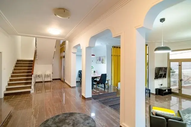 Deluxe Villa