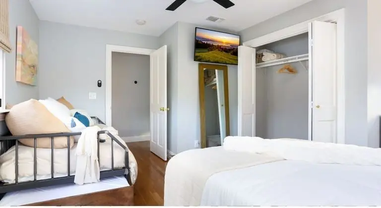 Ev (2 Bedrooms)