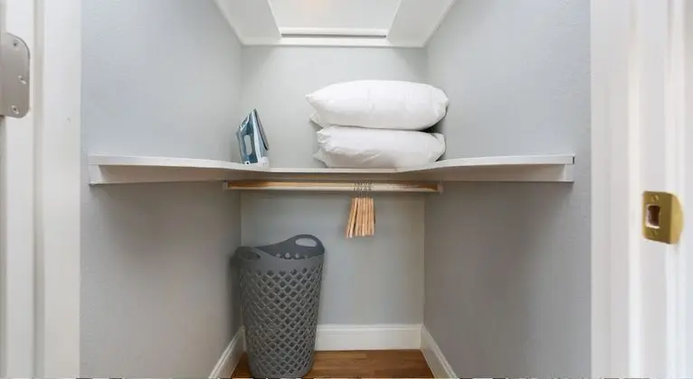 Ev (2 Bedrooms)