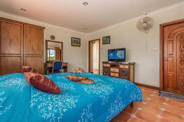 4 Bedrooms with Private Pool Villa