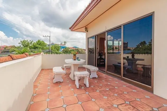 4 Bedrooms with Private Pool Villa