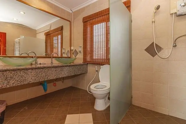 4 Bedrooms with Private Pool Villa