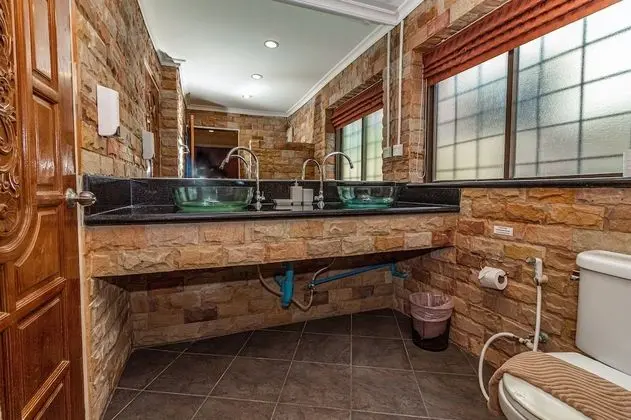 4 Bedrooms with Private Pool Villa
