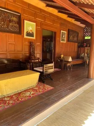 Deluxe Room with Garden View