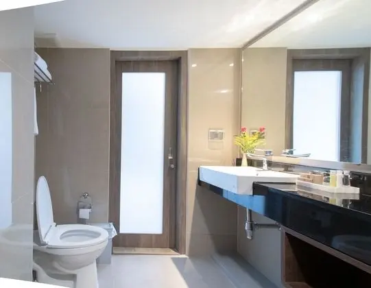 Suite Room with River View