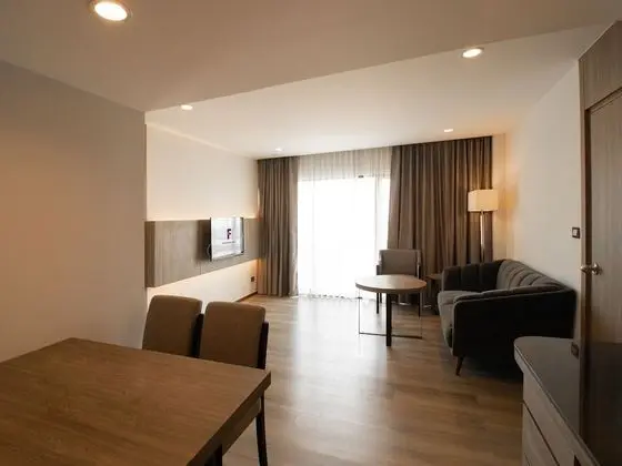 Suite Room with River View