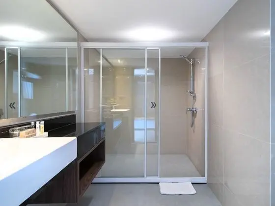 Suite Room with River View