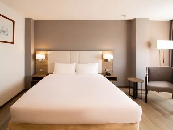 Superior Double Room with City View