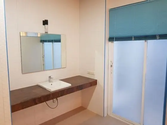 Luxury 5 Bedrooms Private Pool Villa