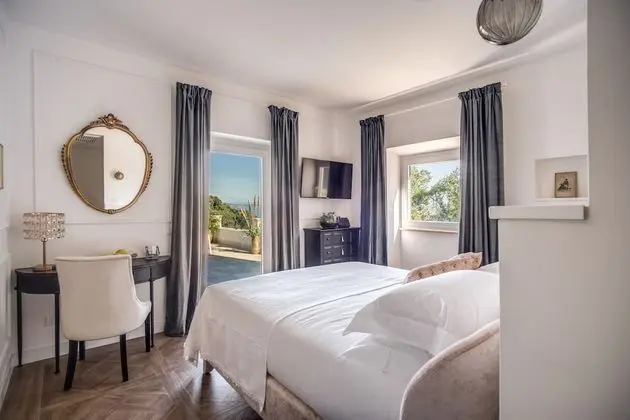 SUPERIOR DOUBLE ROOM WITH TERRACE