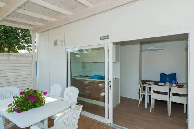 Deluxe Karavan (Pet Friendly)