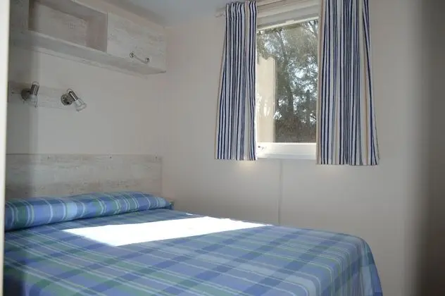 Deluxe Mobile Home