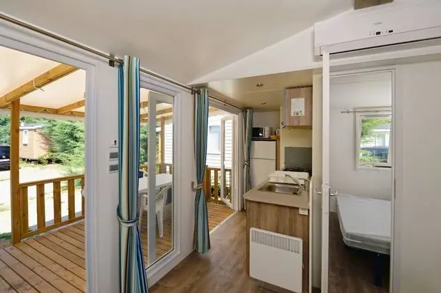 Deluxe Mobile Home