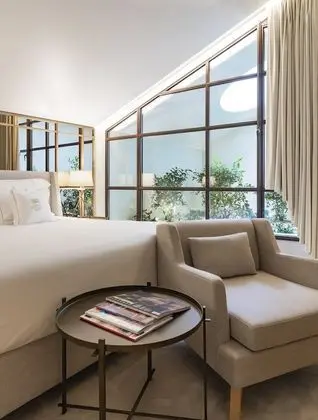 Premium Oda, 1 En Büyük (King) Boy Yatak