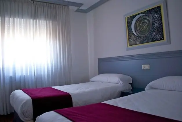 Tek Büyük veya İki Ayrı Yataklı Oda