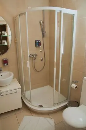 1 Çift Kişilik Veya 2 Tek Kişilik Yatak Standard