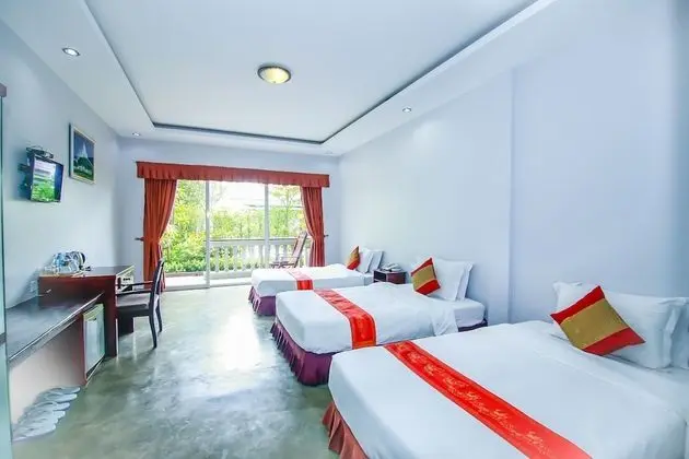 Deluxe Üç Kişilik Oda