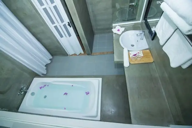Deluxe Üç Kişilik Oda