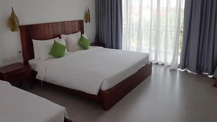 Deluxe Üç Kişilik Oda, Balkon