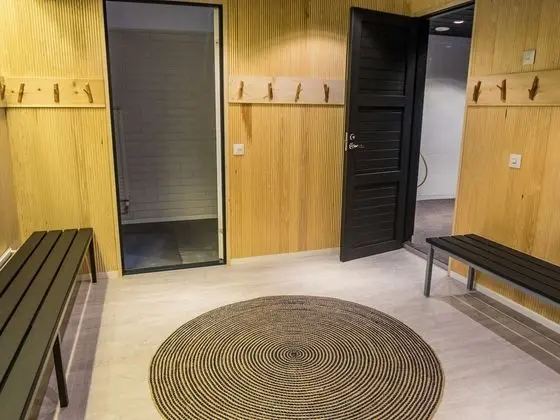 Ev