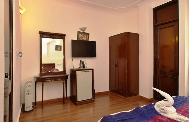 Economy Tek Büyük Yataklı Oda, Şehir Manzaralı