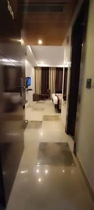 Deluxe Tek Büyük Yataklı Oda, 1 Büyük (Queen) Boy Yatak, Sigara İçilebilir, Şehir Manzaralı