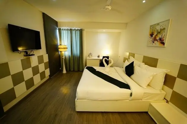 SUITE A/C ROOM