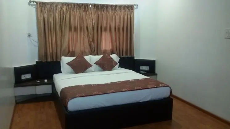 Executive Oda, 1 En Büyük (King) Boy Yatak, Sigara İçilebilir, Şehir Manzaralı