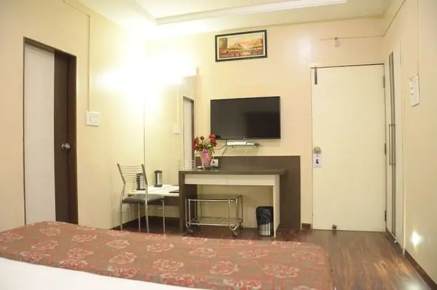Executive Oda, 1 En Büyük (King) Boy Yatak, Sigara İçilebilir, Şehir Manzaralı