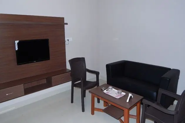 Standard Süit, 1 Büyük (Queen) Boy Yatak, Balkon, Şehir Manzaralı