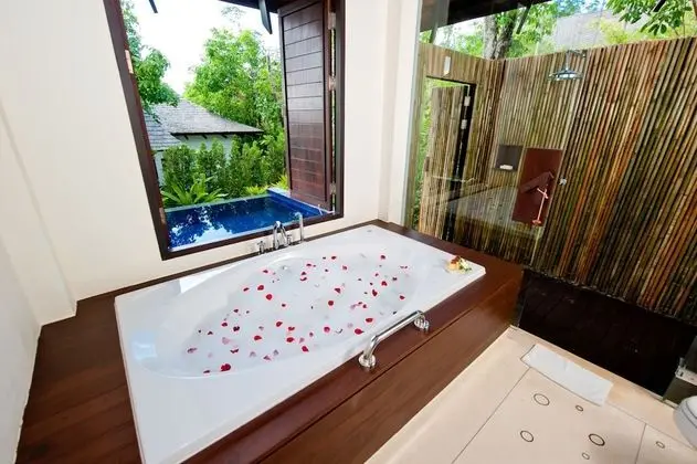 Deluxe Pool Villa