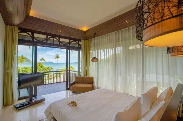 Deluxe Seaview Villa