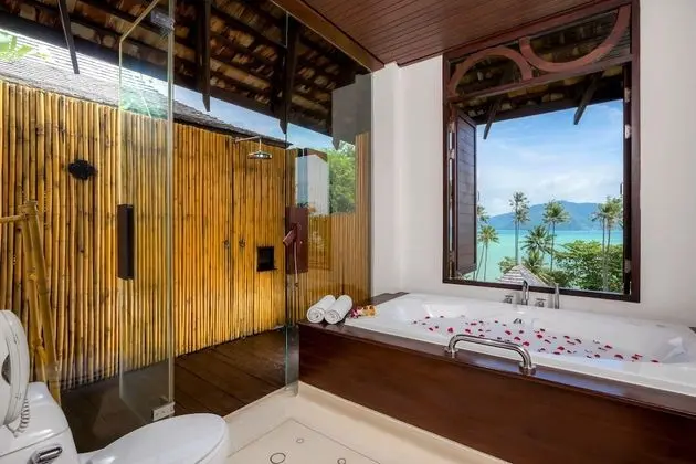 Deluxe Seaview Villa