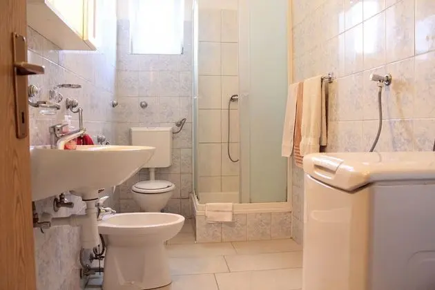 Apart Daire (Vik - 250 m from beach - A1(4+4))