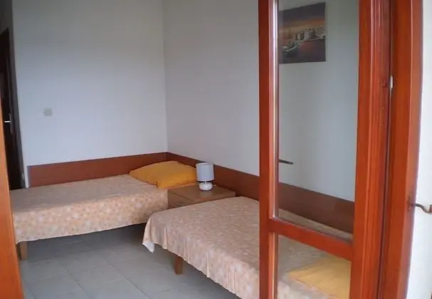 Apart Daire (Vik - 60 m from the sea - A1(2+2))