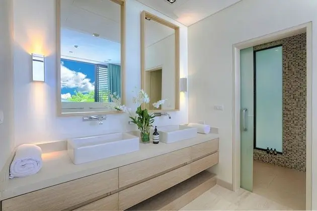Luxury Villa, 5 Yatak Odası, Deniz Manzaralı, Denize Sıfır