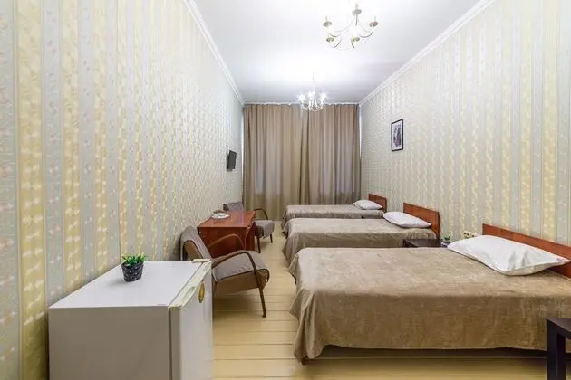 Economy Üç Kişilik Oda, Ortak Banyo